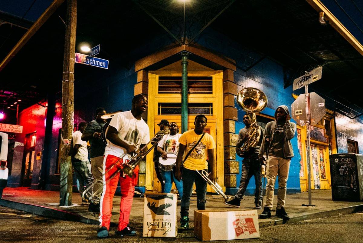 ilustrasi musik jazz (unsplash.com/Robson Hatsukami Morgan)