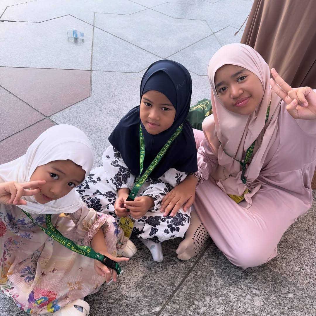 potret buah hati Nina Zatulini 