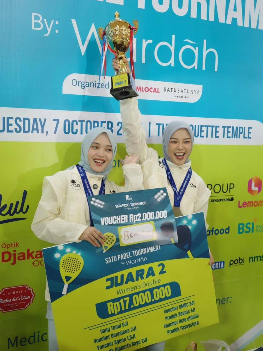 potret Putri Delina juara dua kompetisi padel 