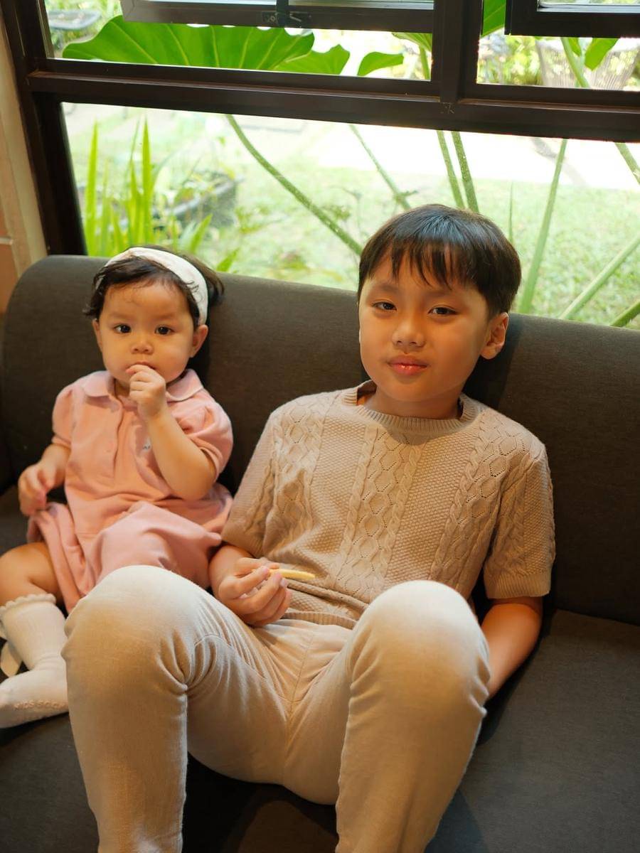 potret buah hati Larissa Chou
