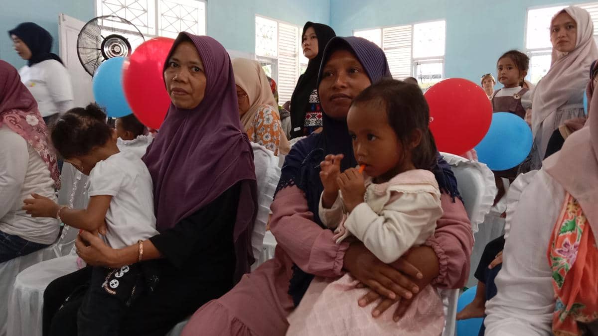 Ibu-ibu di Kecamatan Bandar Kabupaten Batang 