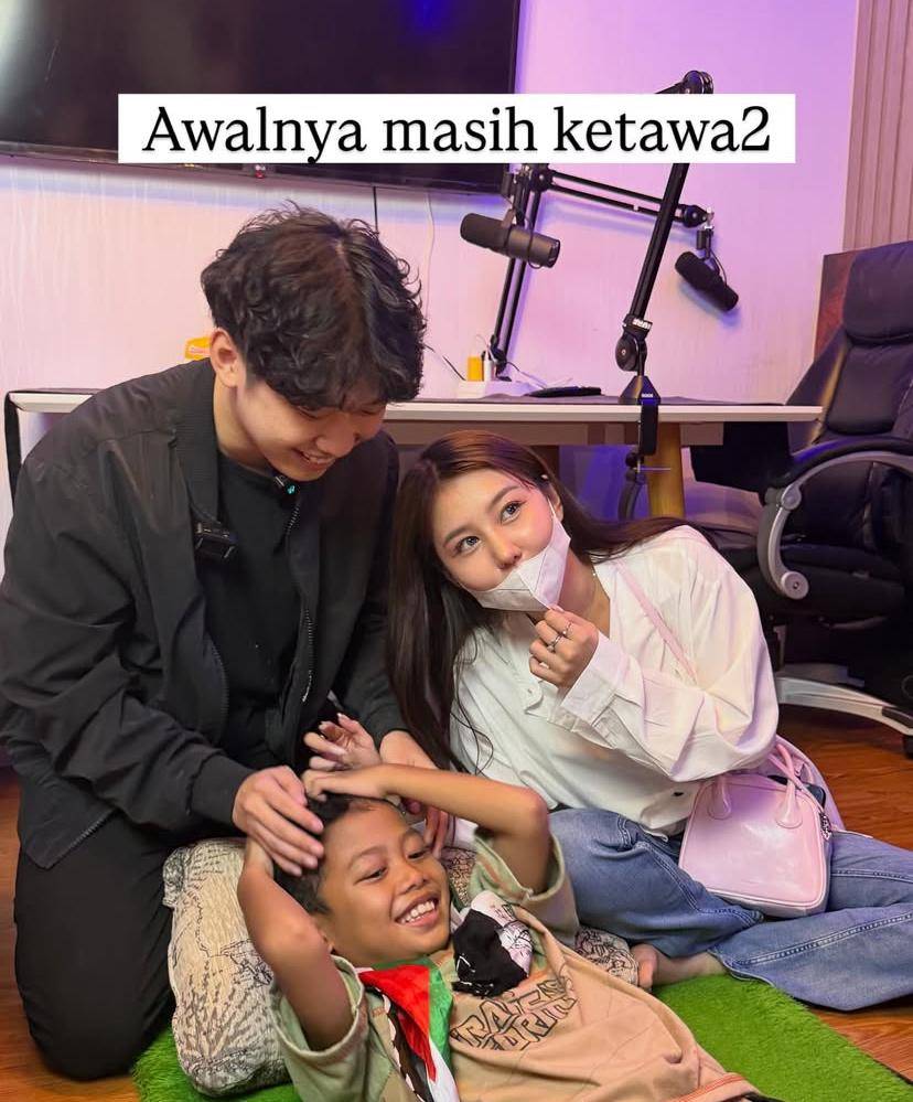 potret Vilmei temani adik angkatnya sunat (Instagram.com/willie27_)