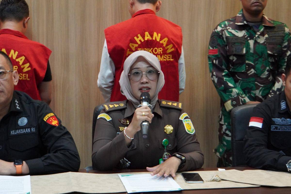 Penetapkan tersangka jaksa gadungan di Palembang (Dok: Kejati Sumsel)