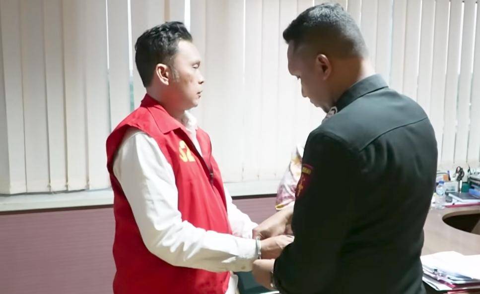 Kejati Sumsel menetapkan dua tersangka jaksa gadungan. (Dok. Kejati Sumsel)