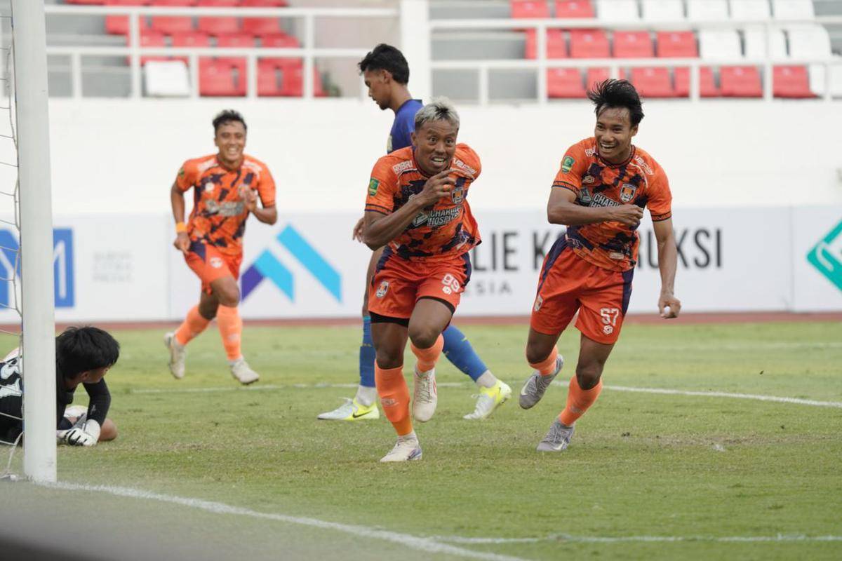 skuat kendal tornado fc, pemain Kendal Tornado FC, Kushedya Hari Yudo. (dok. Kendal Tornado FC)