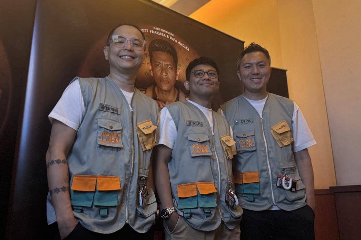 tim produksi Agak Laen: Menyala Pantiku pada Rabu (8/10/2025) (IDN Times/Elizabeth Chiquita)