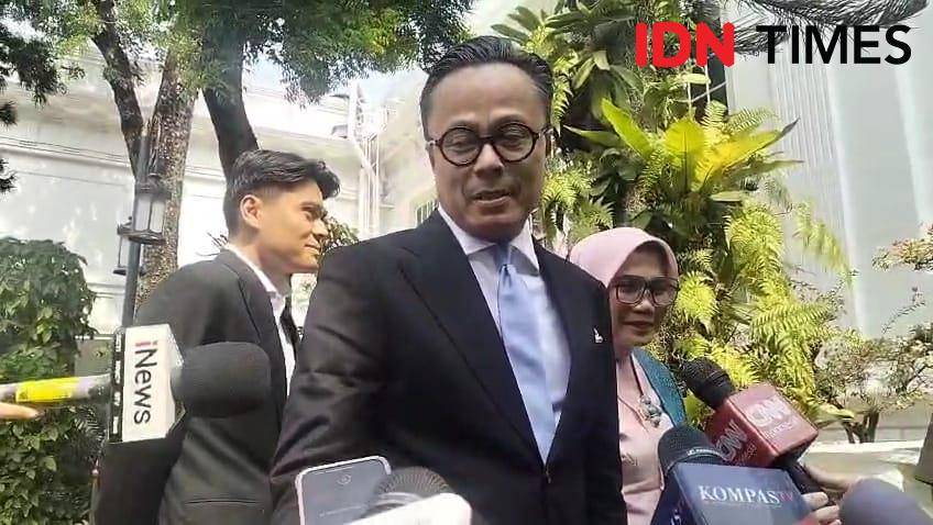 Plt Menteri Badan Usaha Milik Negara (BUMN), Dony Oskaria mendatangi Kompleks Istana Kepresidenan, Jakarta, Rabu (8/10/2025)