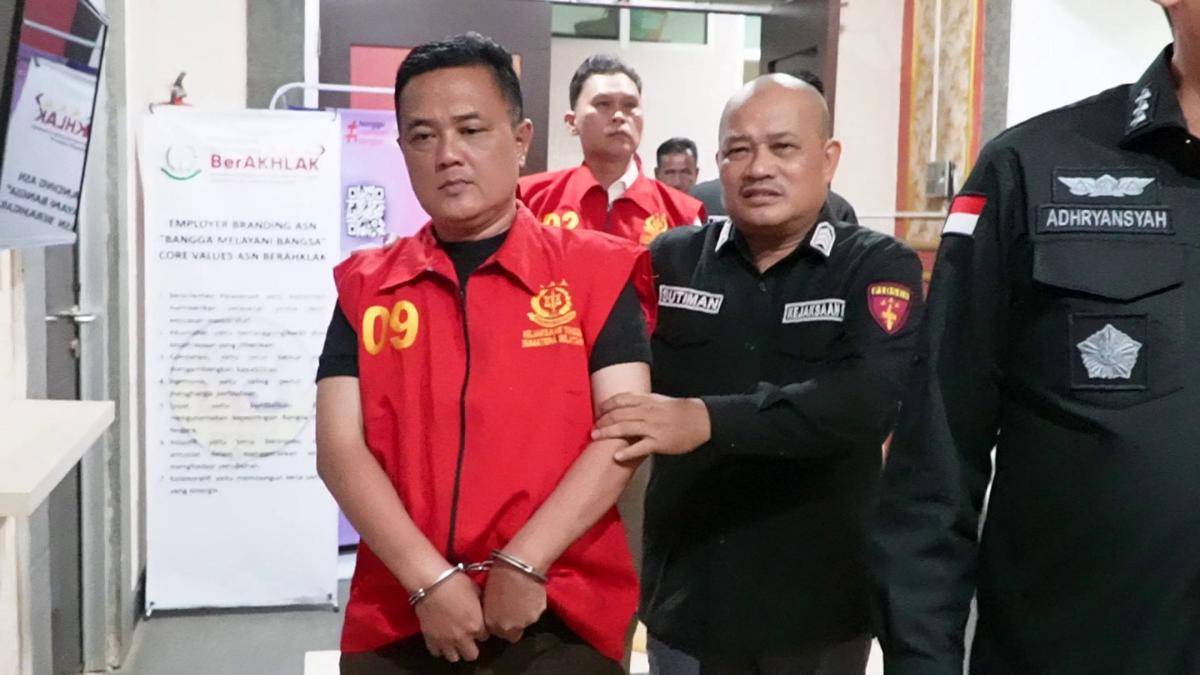Penetapkan tersangka jaksa gadungan di Palembang (Dok: Kejati Sumsel)