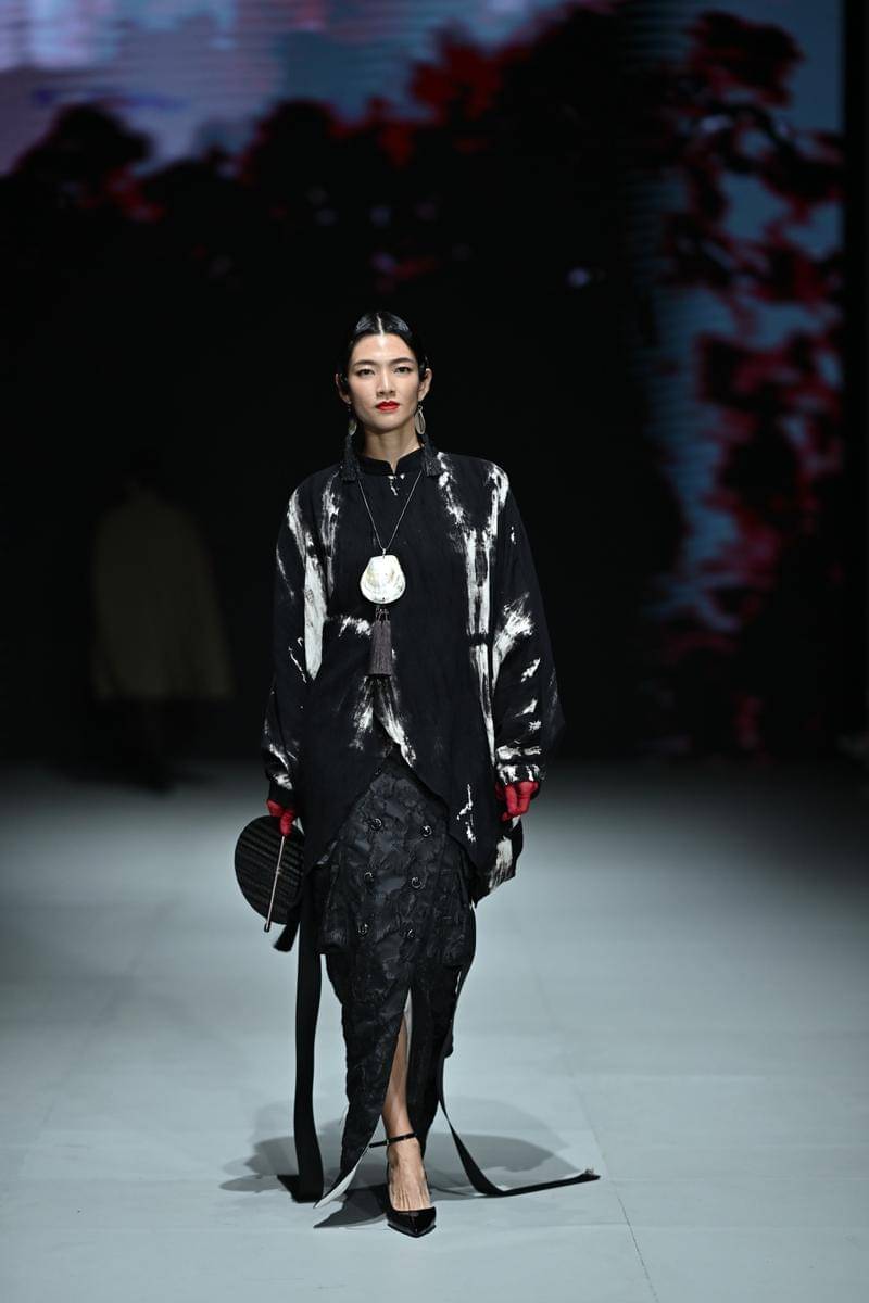 koleksi LANIVATTI di Plaza Indonesia Fashion Week 2025 (dok. PIFW)