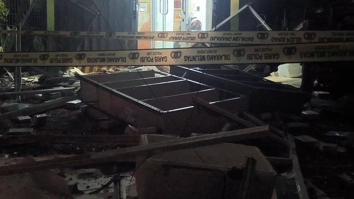 Ledakan terjadi di gedung farmasi di Tangsel (IDN Times/Maya Aulia Aprlianti)