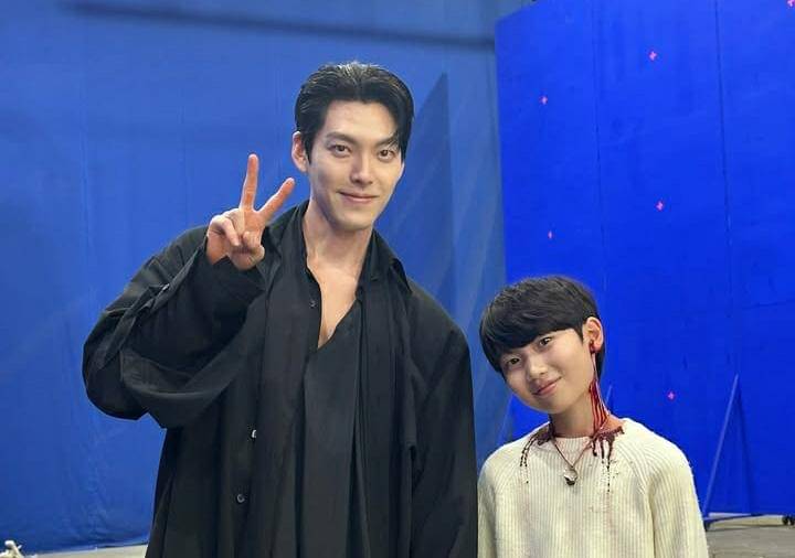 Kim Woo Bin dan Kim Ye Gyeom di balik layar Genie, Make a Wish (instagram.com/yegyeom_13)