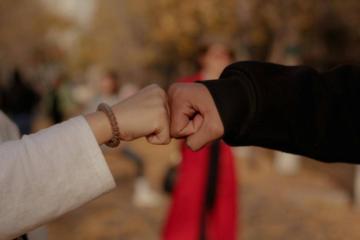 ilustrasi hubungan dengan mantan