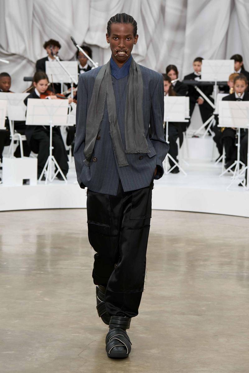 Koleksi Maison Margiela S/S '26 di Paris Fashion Week (dok. Maison Margiela)