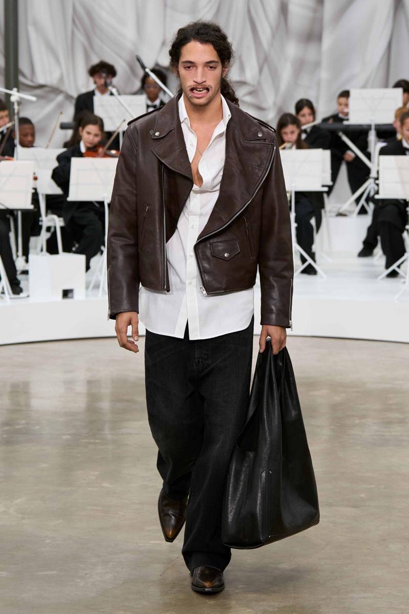 Koleksi Maison Margiela S/S '26 di Paris Fashion Week (dok. Maison Margiela)