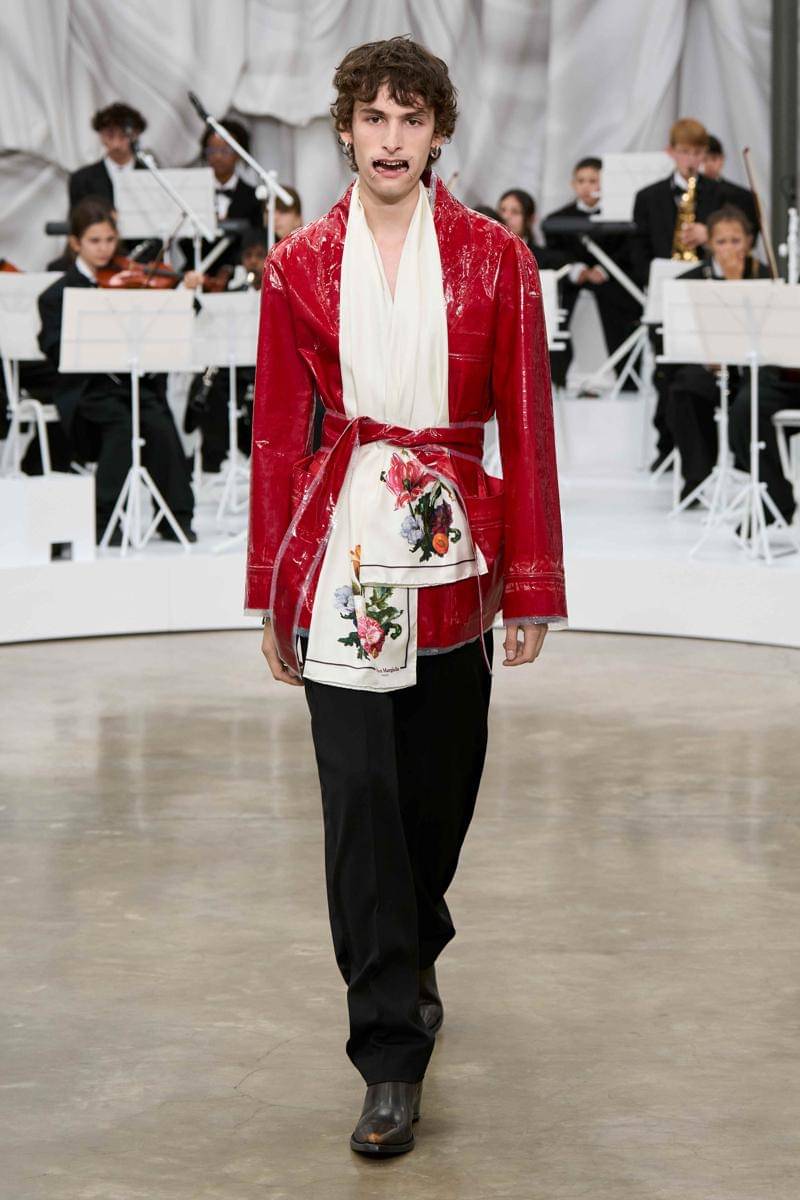 Koleksi Maison Margiela S/S '26 di Paris Fashion Week (dok. Maison Margiela)
