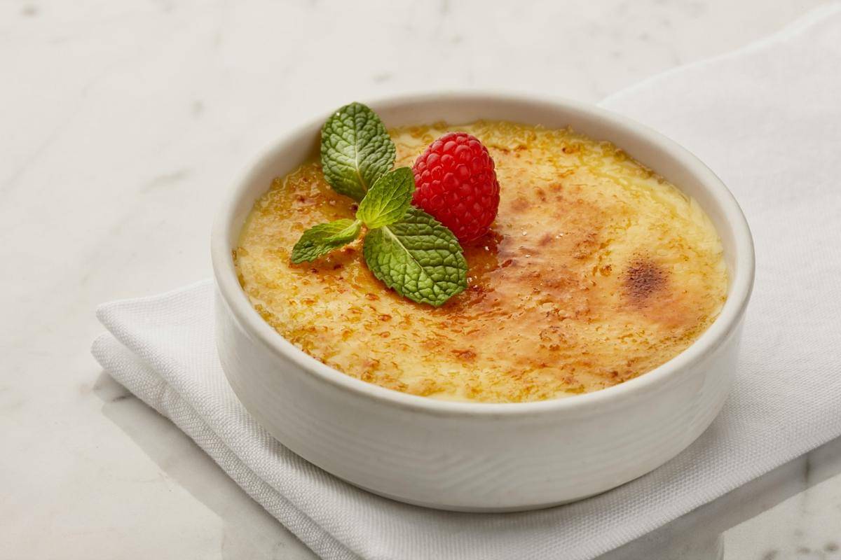 ilustrasi creme brulee 