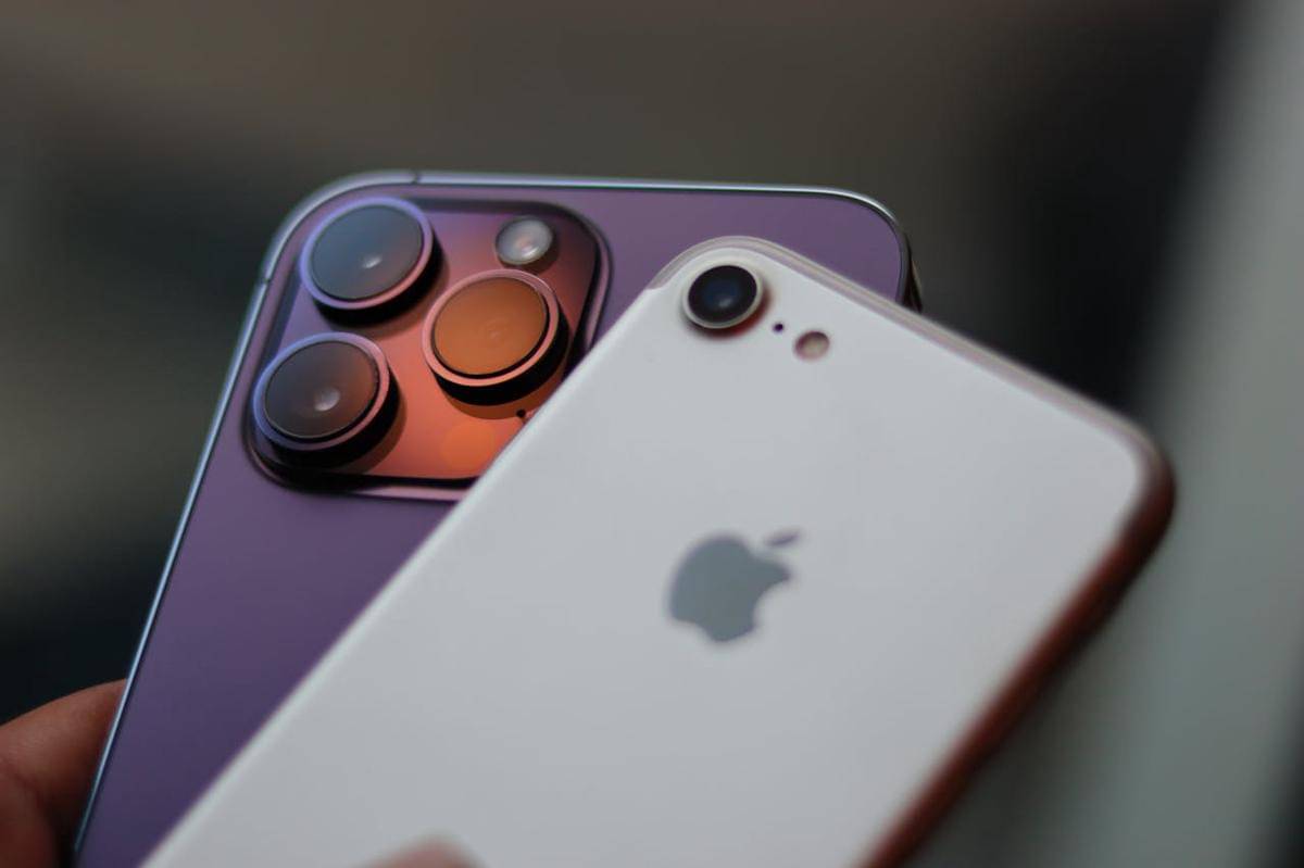 ilustrasi iPhone