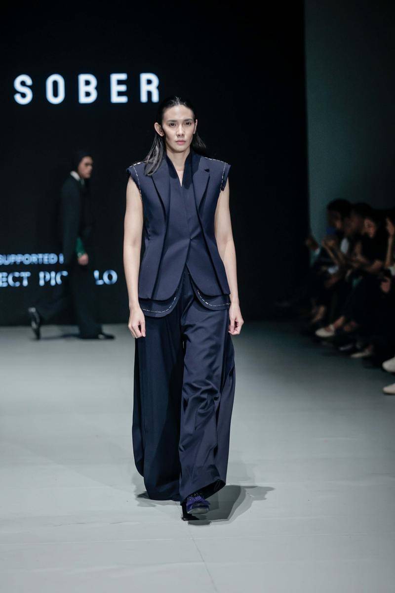 Koleksi Pillar X Jan Sober di PIFW 2025 (Doc. Pillar X Jan Sober)