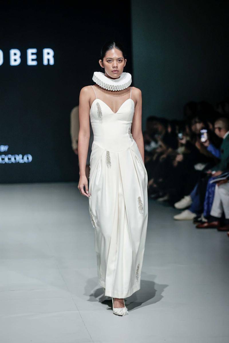 Koleksi Pillar X Jan Sober di PIFW 2025 (Doc. Pillar X Jan Sober)
