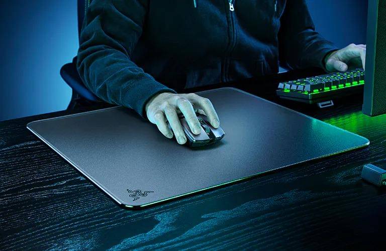 ilustrasi mousepad kaca