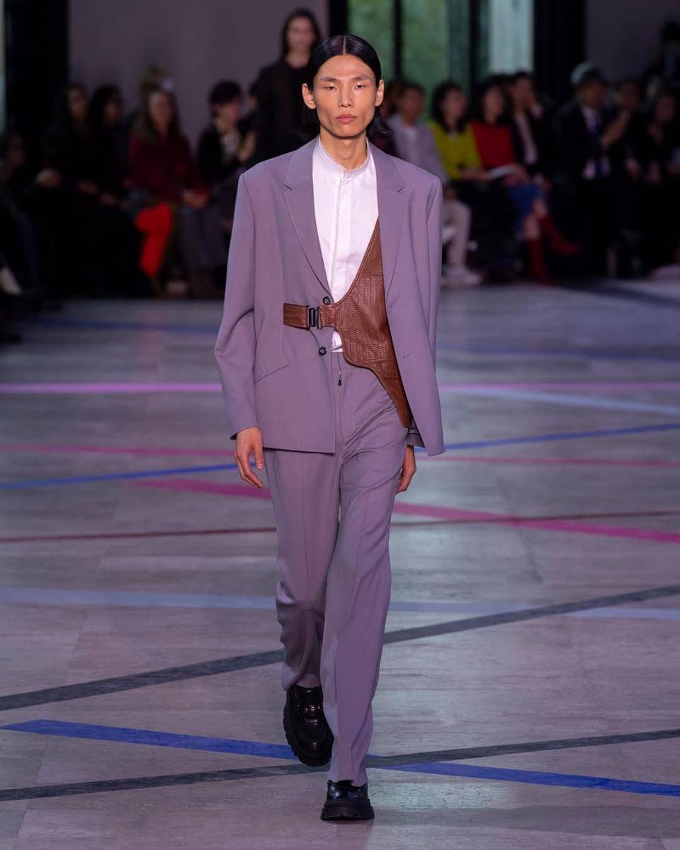 Koleksi Shiatzy Chen S/S '26 di Paris Fashion Week (instagram.com/shiatzychen)