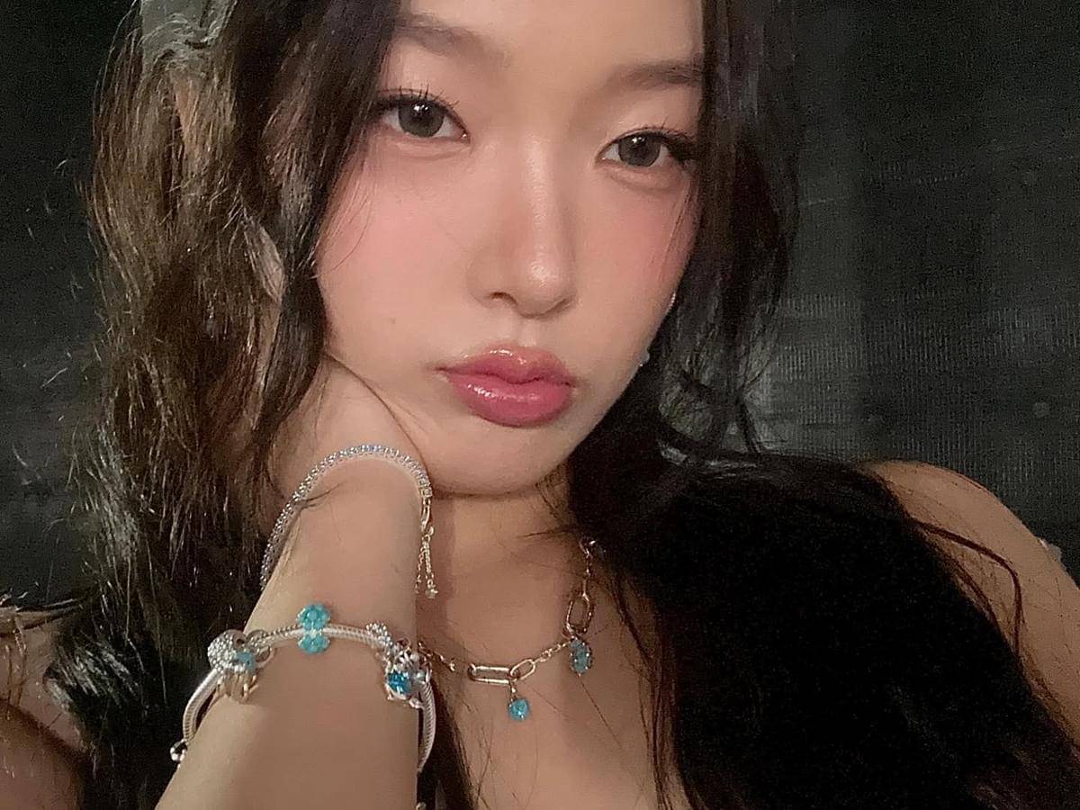 Ide makeup ala member KATSEYE (instagram.com/y0on_cha3)