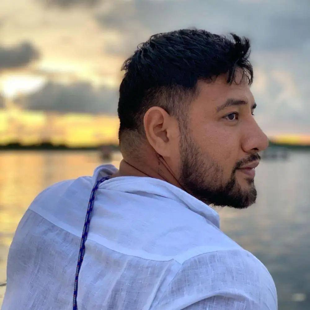 Ammar Zoni (instagram.com/ammarzoni)