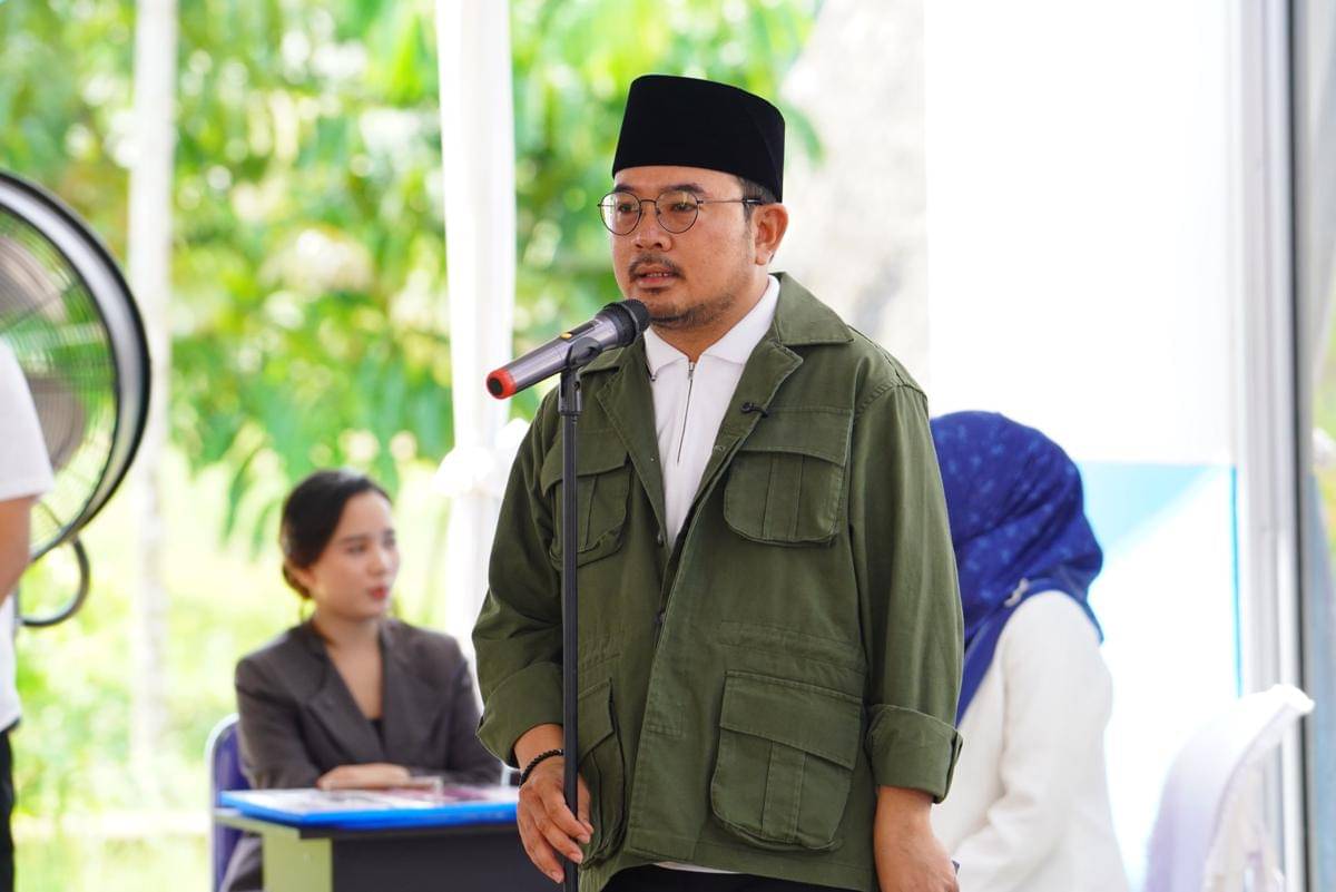 Wakil Wali Kota Palembang Prima saat memberi sambutan di peresmian dapur MBG wilayah Gandus (Dok. Kominfo Palembang)