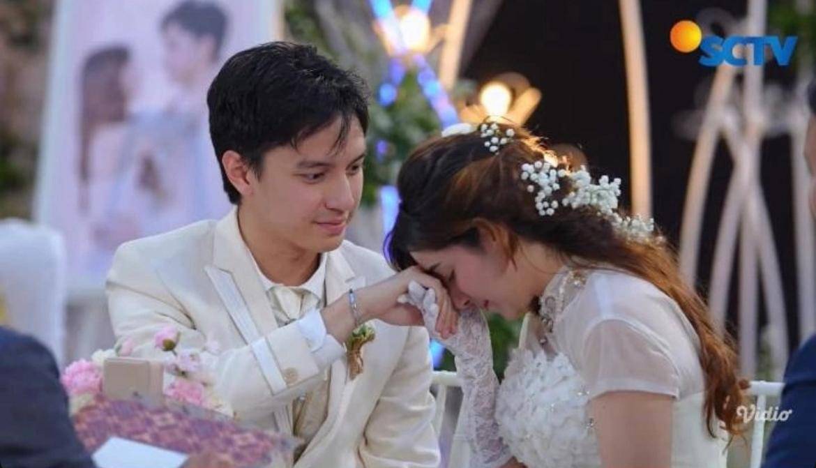 Cuplikan adegan akad nikah Dannia Salsabilla-Farhan Rasyid di sinetron Cinta Sedalam Rindu