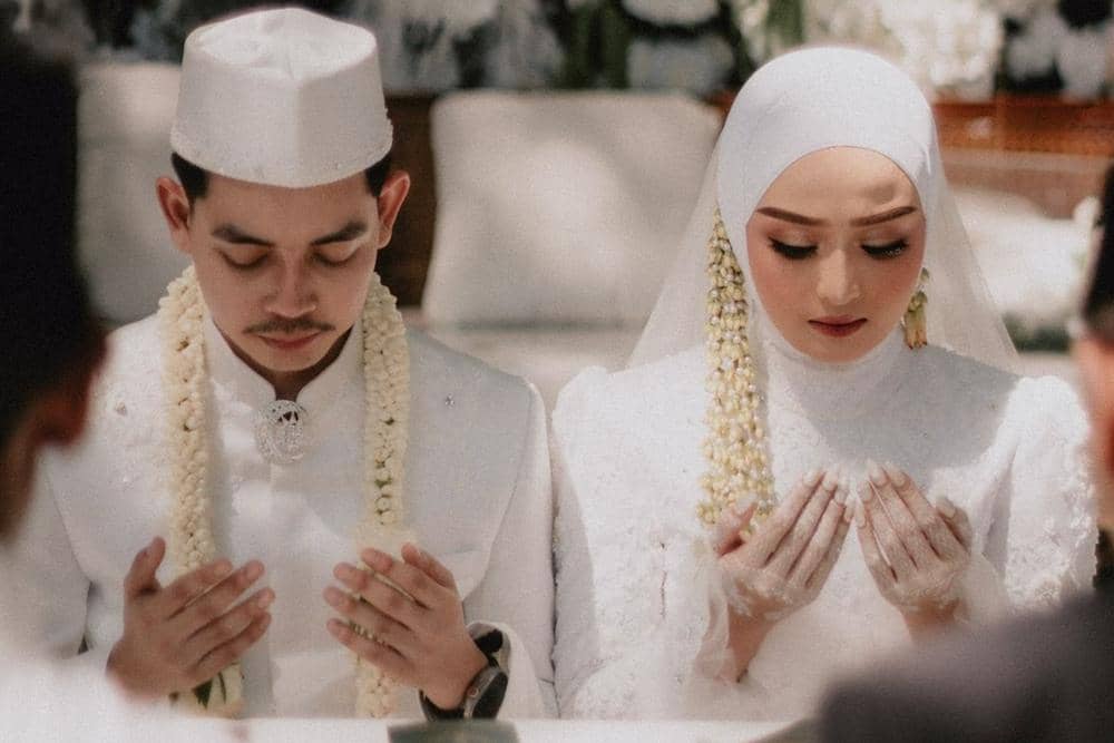 ilustrasi berdoa saat akad nikah
