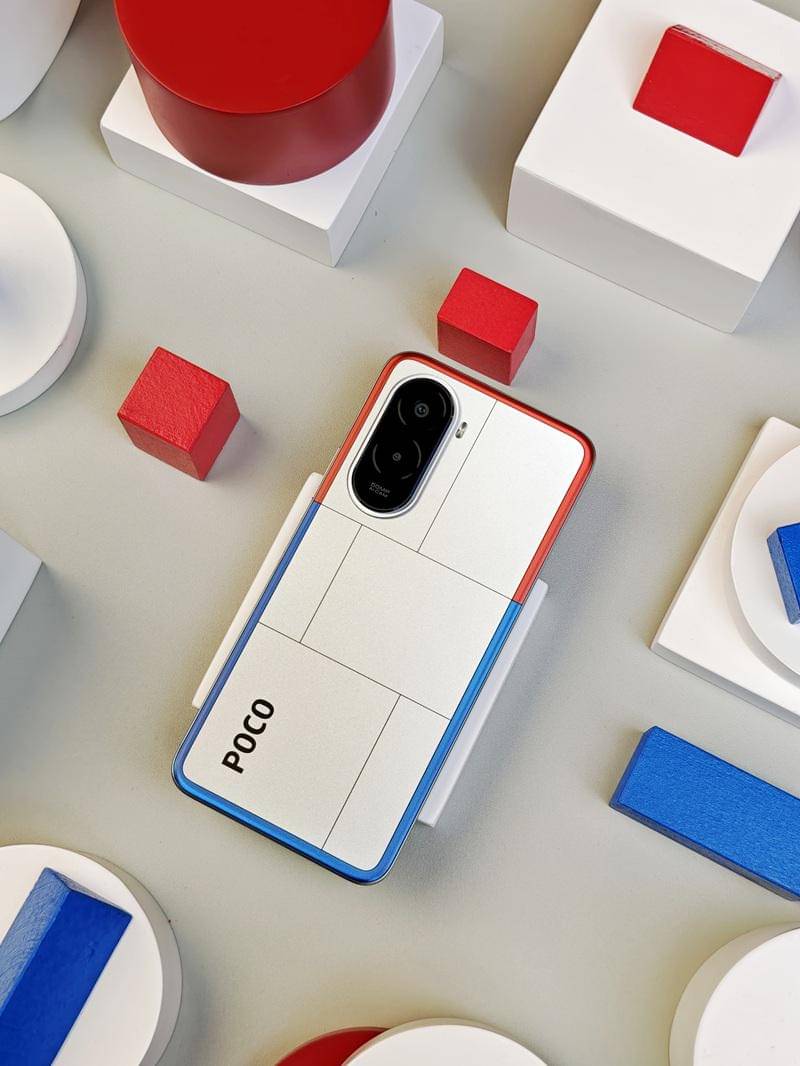 POCO M7 - Silver.jpg