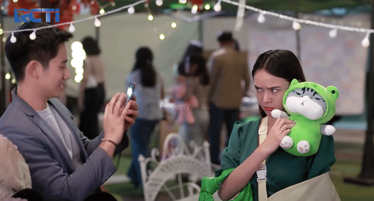 potret romantis Kenny Austin dan Amanda Manopo di Cinta Yasmin (youtube.com/RCTILAYARDRAMAINDONESIA)