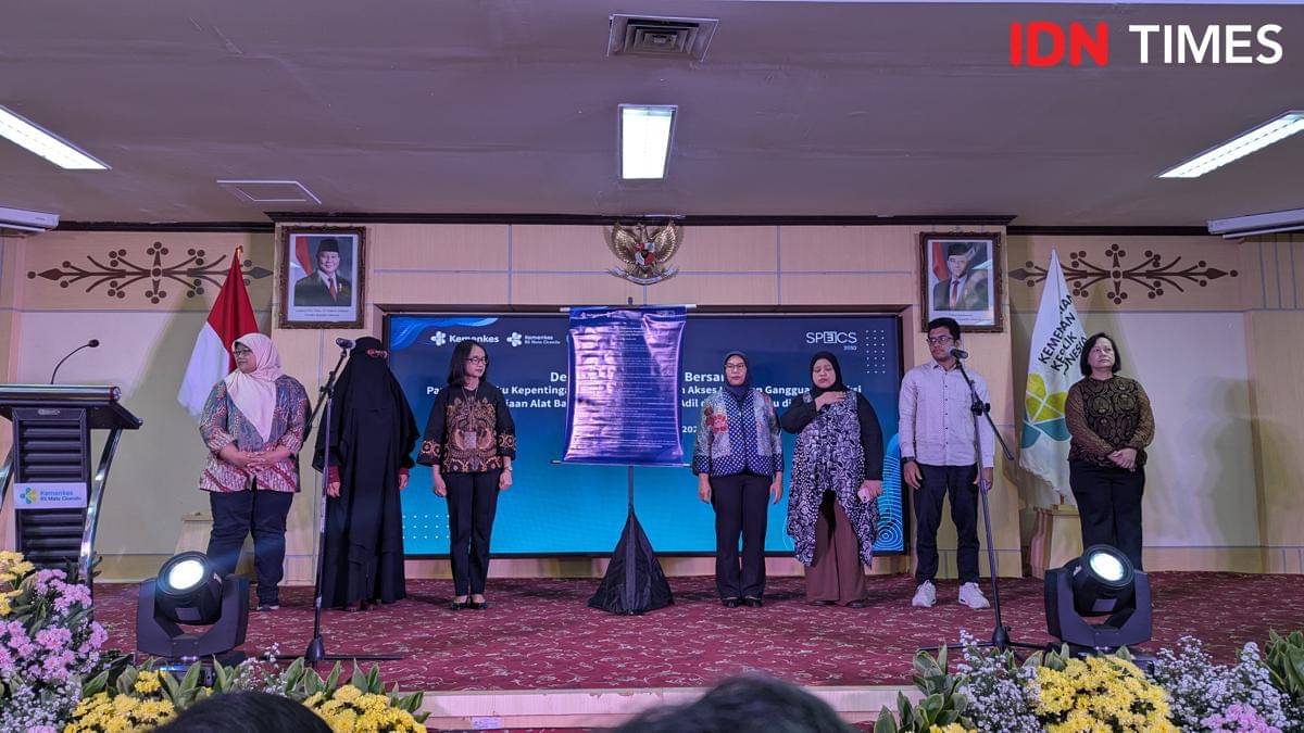 Acara "Deklarasi Aksi Kolaborasi untuk Meningkatkan Akses Terhadap Layanan Kesehatan dan Alat Bantu Penglihatan yang Merata dan Terjangkau" di Bandung, Jawa Barat pada Kamis (09/10/2025). 