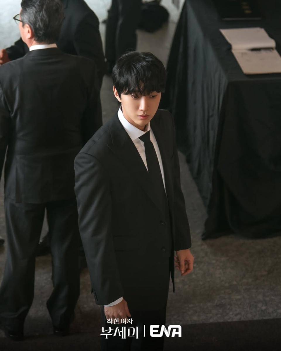 Still cut Ms. Incognito