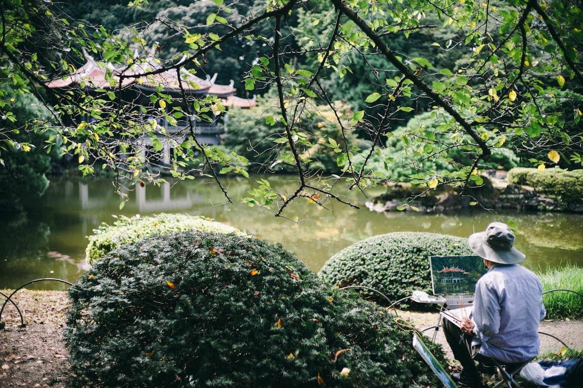 Shinjuku Gyoen Jepang (unsplash.com/Josh Wilburne)