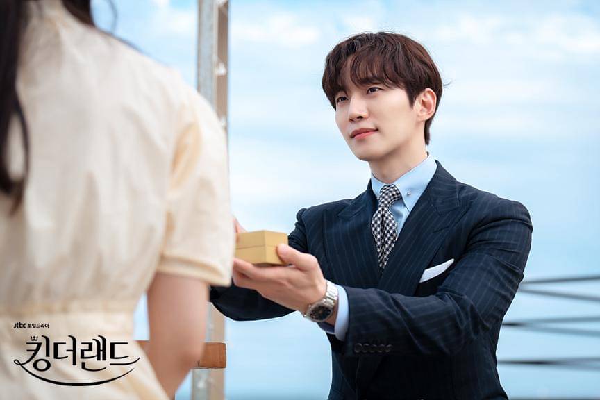 potret Lee Junho di drakor King The Land (dok. JTBC/King The Land)