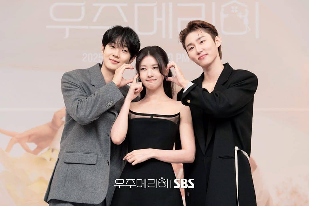potret konferensi pers drama Would You Marry Me (instagram.com/sbsdrama.official)