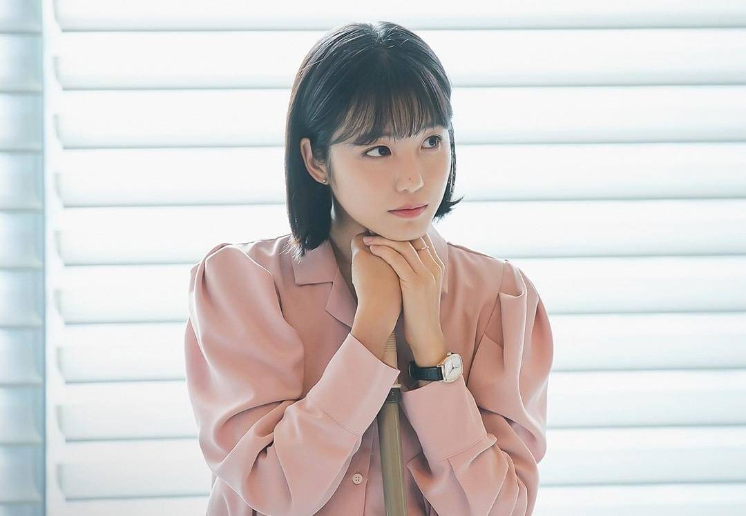 Shin Ye Eun di drama More Than Friends