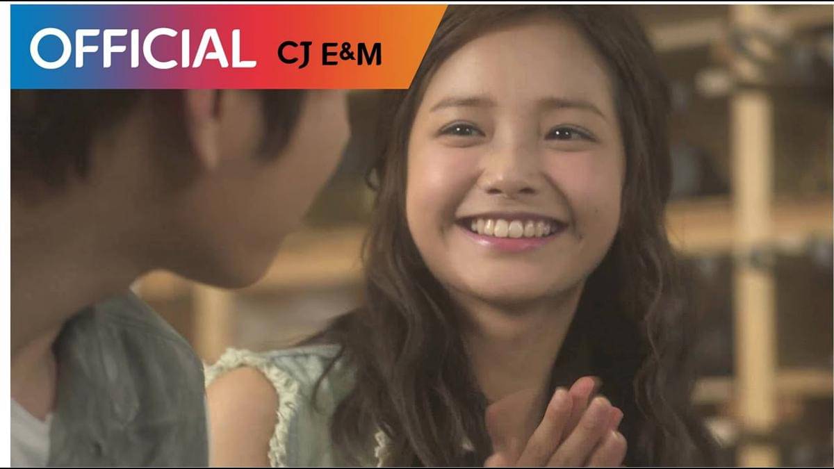 cuplikan MV "First Love" (youtube.com/Stone Music Entertainment)