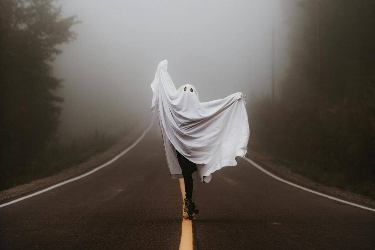 ilustrasi apakah hantu itu nyata? (pexels.com/Harrison Haines)