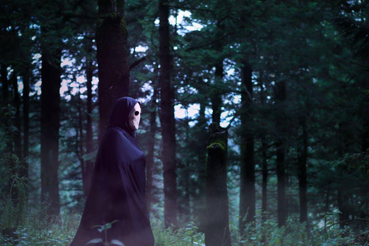 ilustrasi apakah hantu itu nyata? (pexels.com/Rulo Mora)
