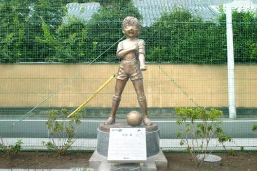 patung perunggu Captain Tsubasa di Tokyo