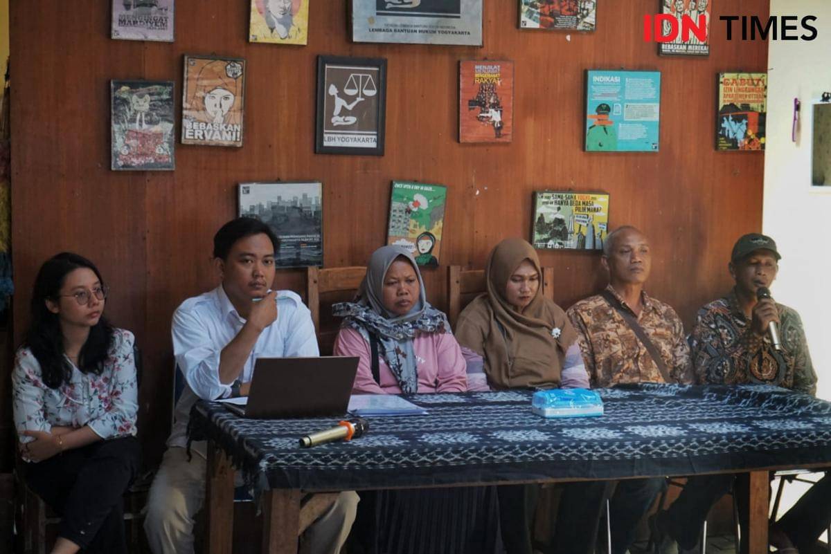 Sejumlah orangtua mengaku anak-anaknya jadi korban salah tangkap kepolisian, meminta pendampingan Lembaga Bantuan Hukum (LBH) Yogyakarta, Kamis (9/10/2025).