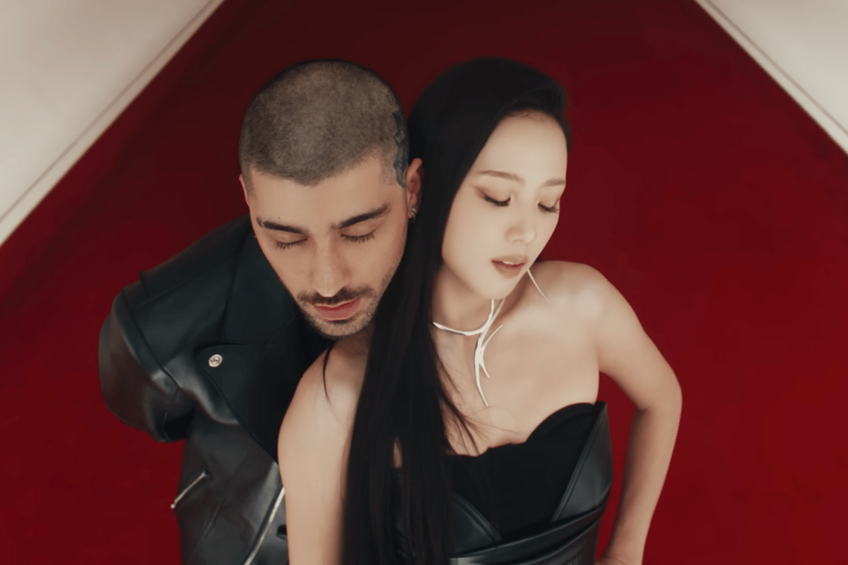MV EYES CLOSED - Jisoo BLACKPINK dan Zayn Malik (youtube.com/JISOO dan Zayn)