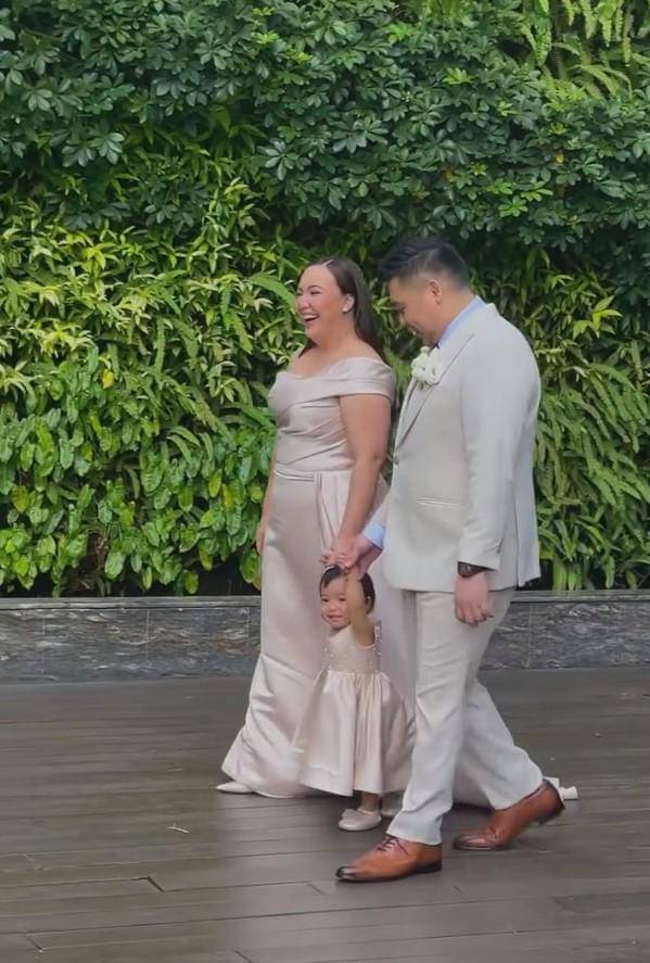 keluarga Amanda Manopo di pemberkatan pernikahan