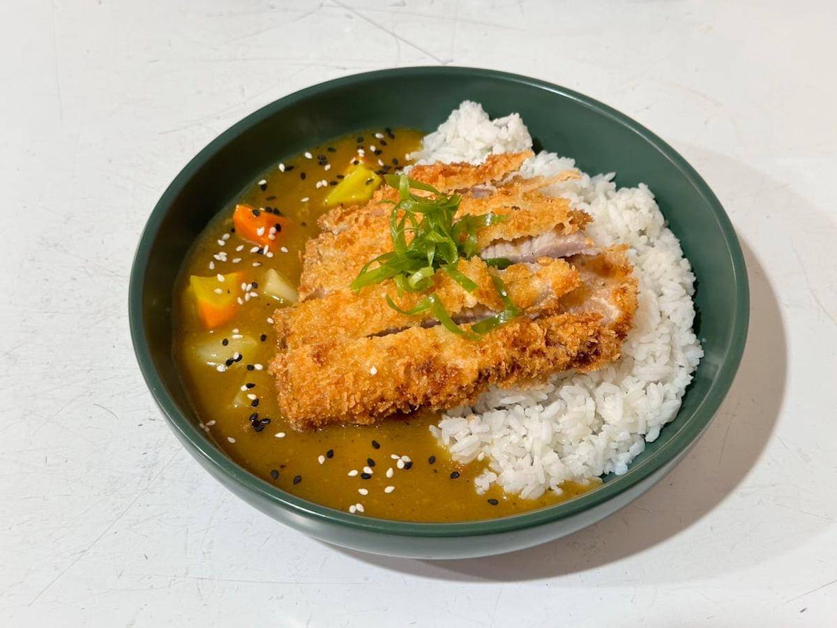ilustrasi chicken katsu (pexels.com/Jazheel Inocencio)