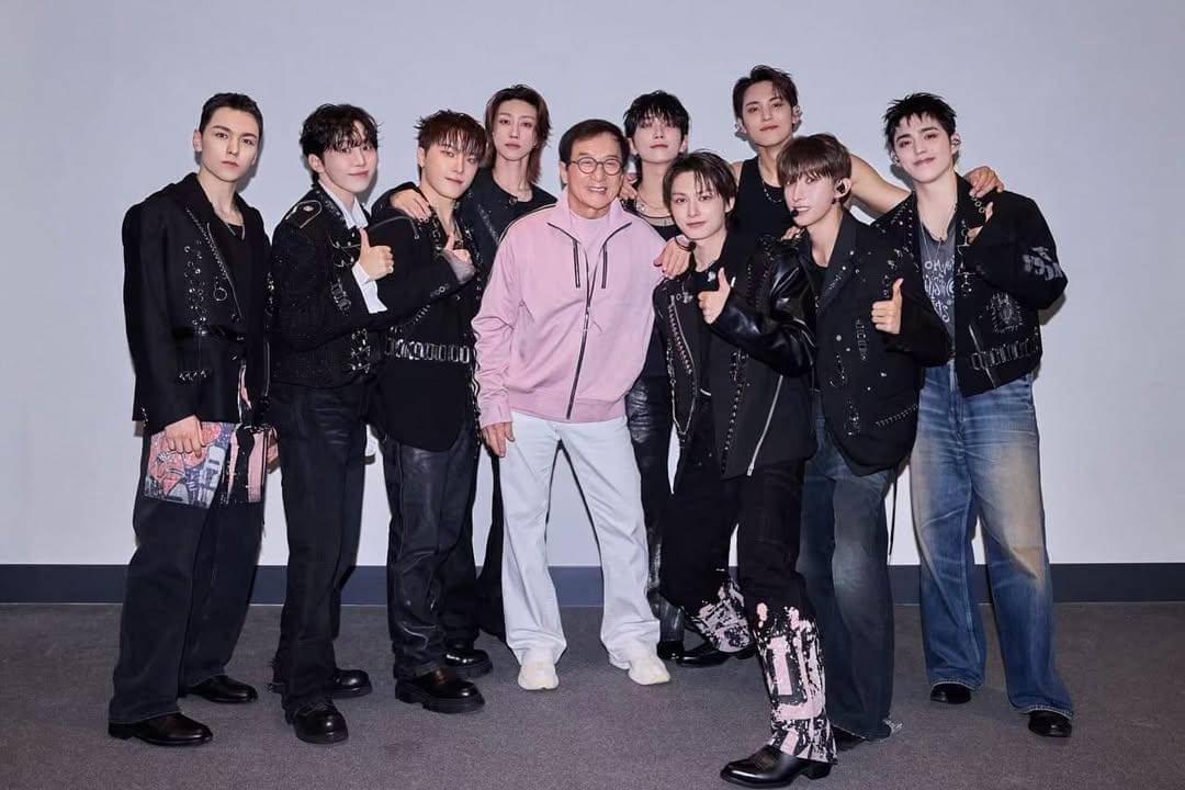 Jackie Chan di konser untuk tur dunia NEW_ (Instagram.com/jackiechan)