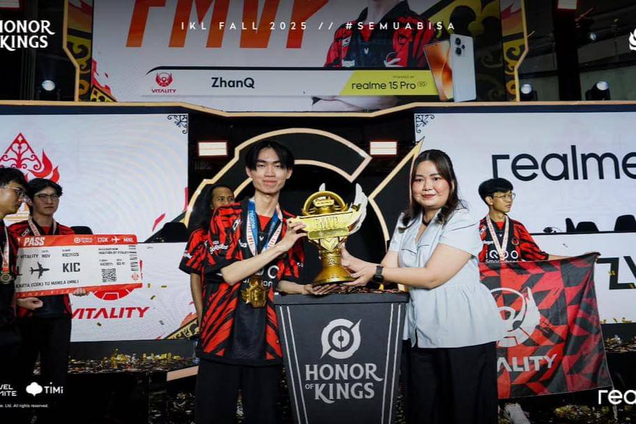 ZhanQ jadi kunci utama kemenangan BTR juara IKL Fall 2025 