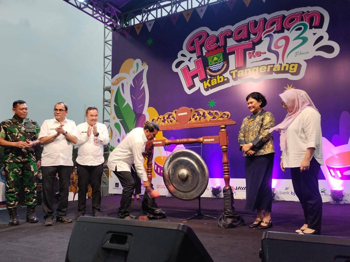 Bupati Tangerang, Maesyal Rasyid saat membuka gelaran HUT ke-393 Kabupaten Tangerang (dok. Pemkab Tangerang)