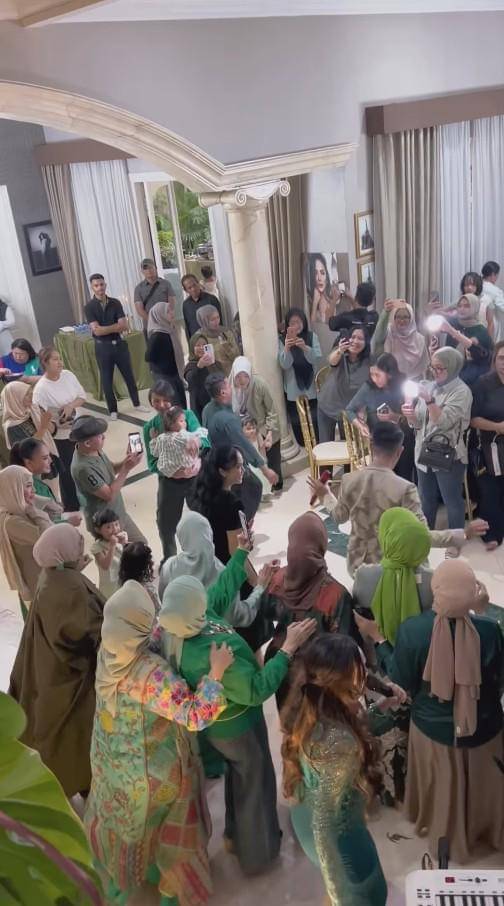 ulang tahun ibunda Krisdayanti (Instagram.com/krisdayantilemos)